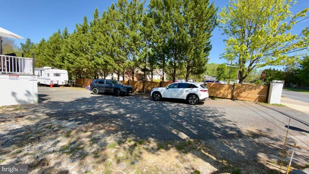 Photo of 16720 LONGDRAFT ROAD