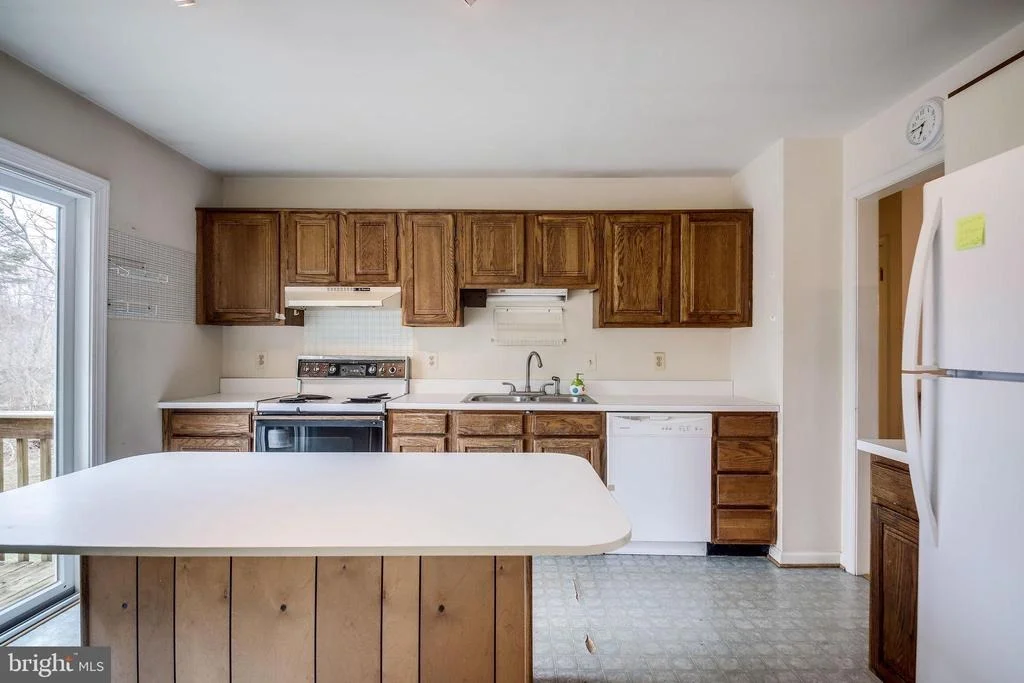 Photo of 5550 JACLYN DRIVE