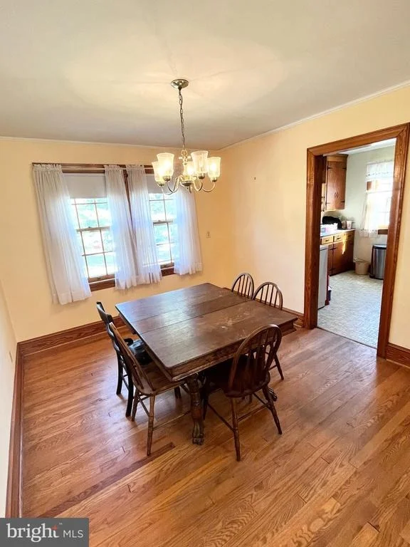 Photo of 1635 SHOOKSTOWN ROAD