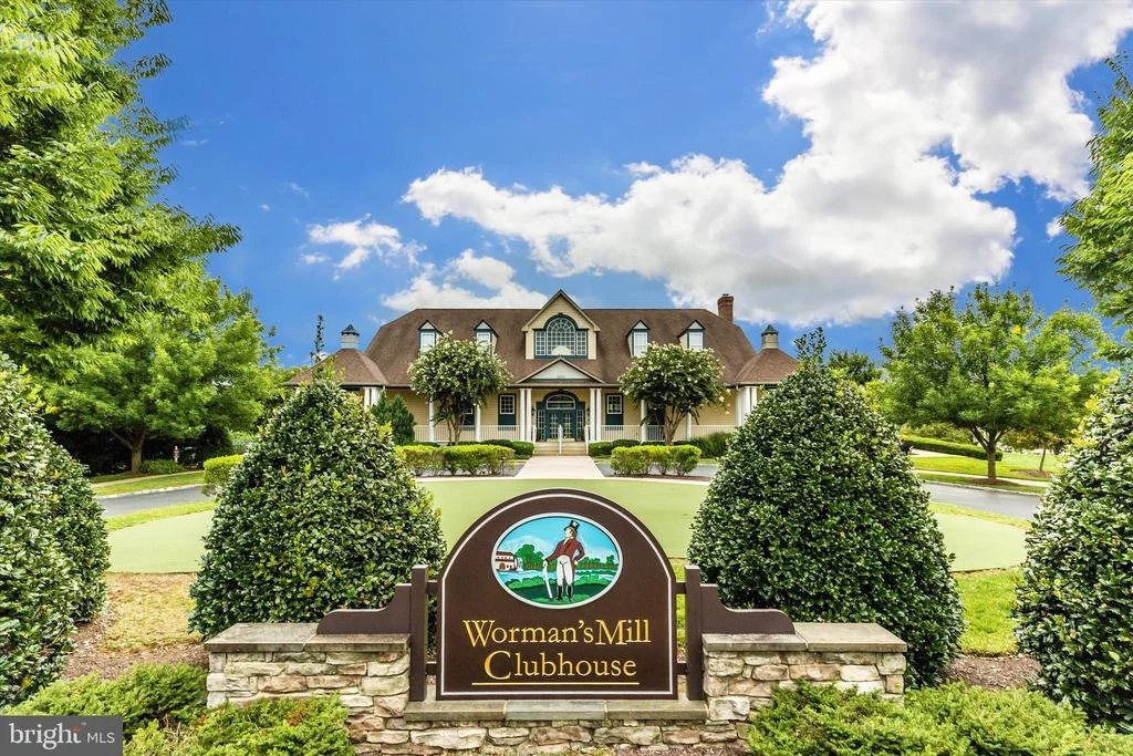Photo of 827 DUNBROOKE COURT