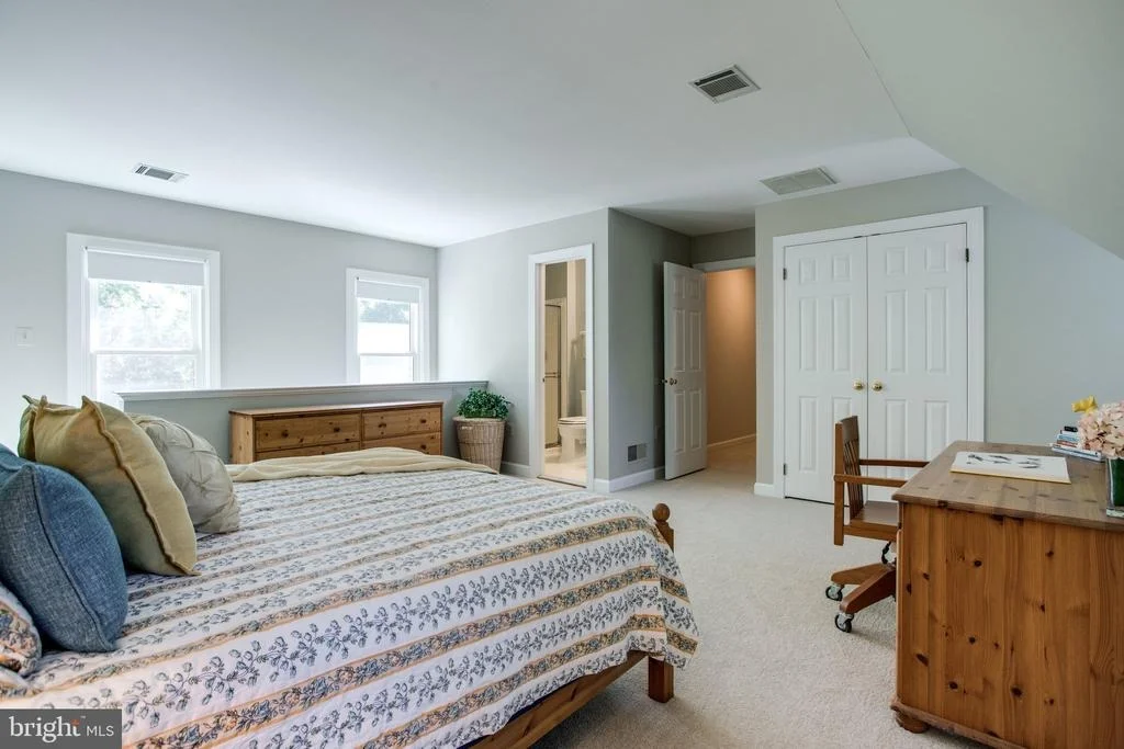 Photo of 12704 POND CREST LANE