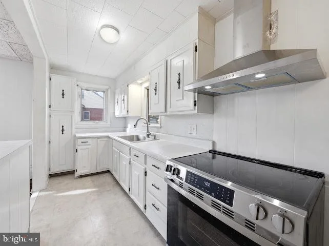 Photo of 113 N PACKARD STREET