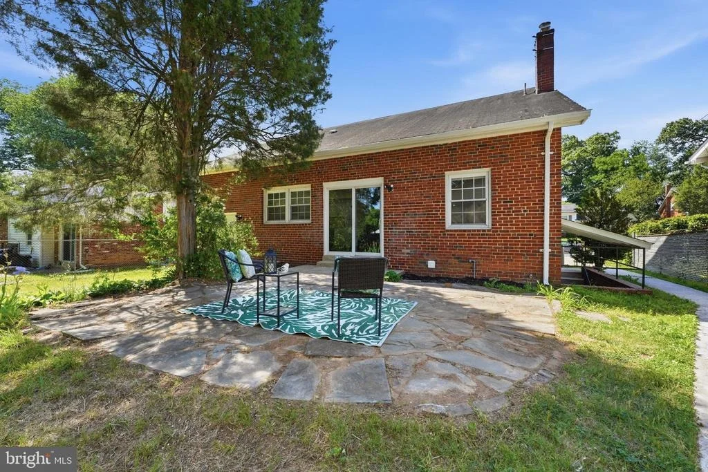 Photo of 1105 CHISWELL LANE