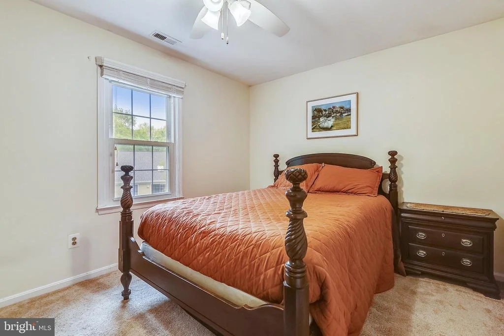 Photo of 6 SERPENTINE COURT