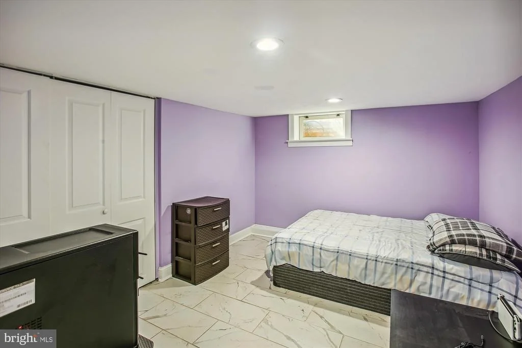 Photo of 904 OAK STREET