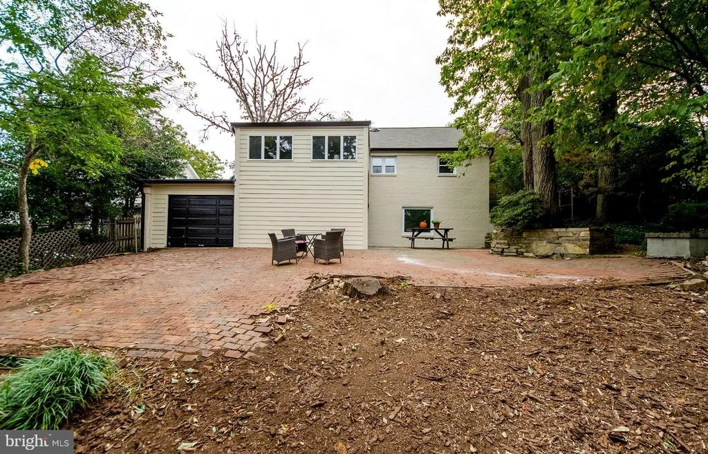 Photo of 2318 N UPTON STREET