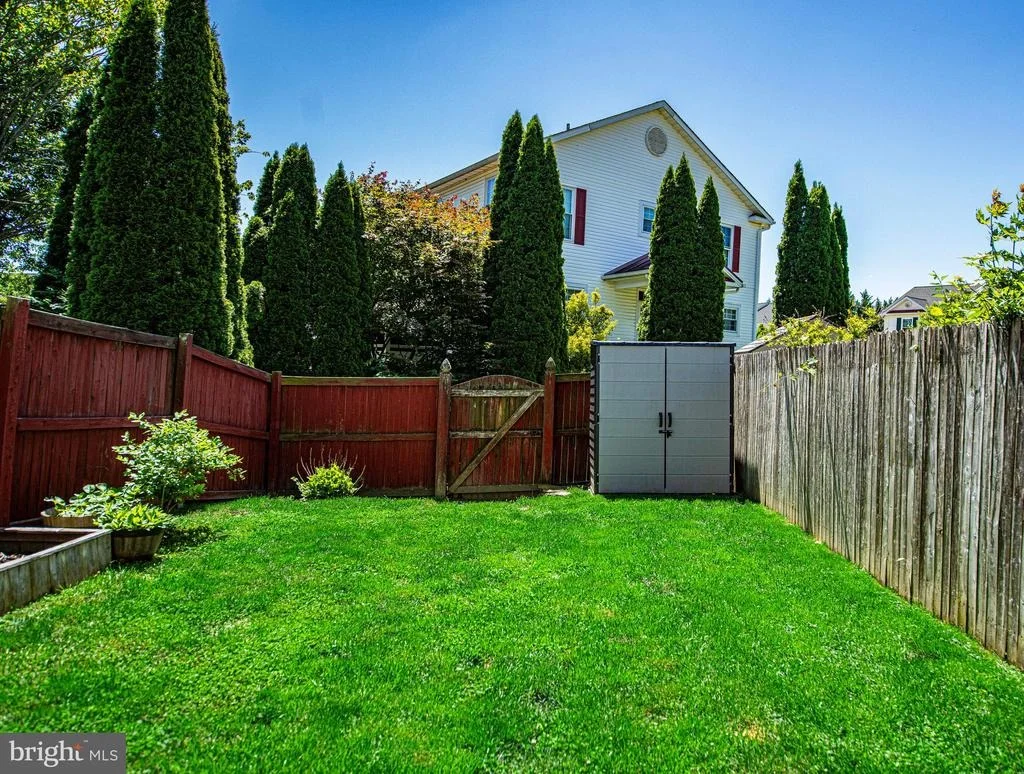 Photo of 283 CHERRY TREE SQUARE