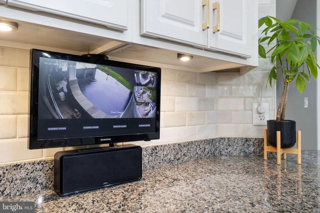 Photo of 8328 PINE KNOTT COURT