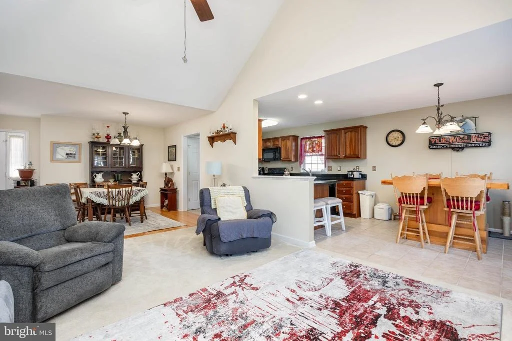 Photo of 11635 DENNIS DRIVE