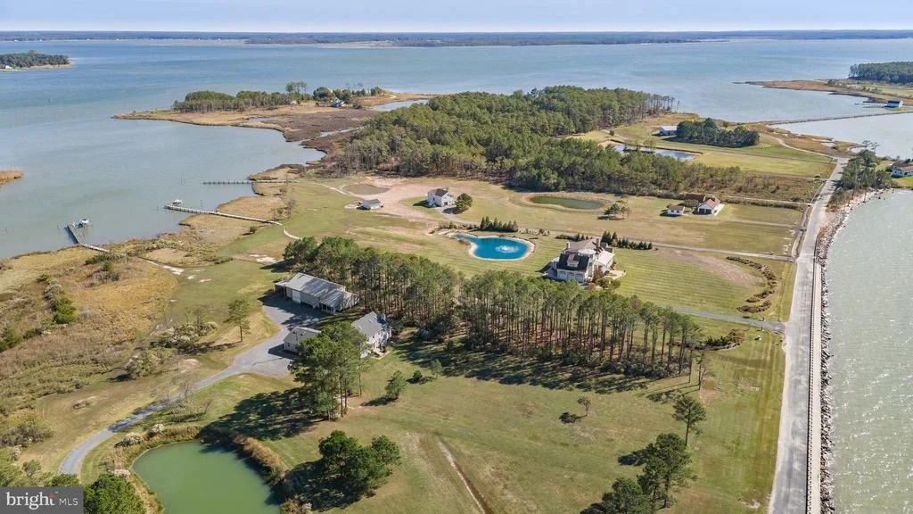 Photo of 5253 RAGGED POINT ROAD