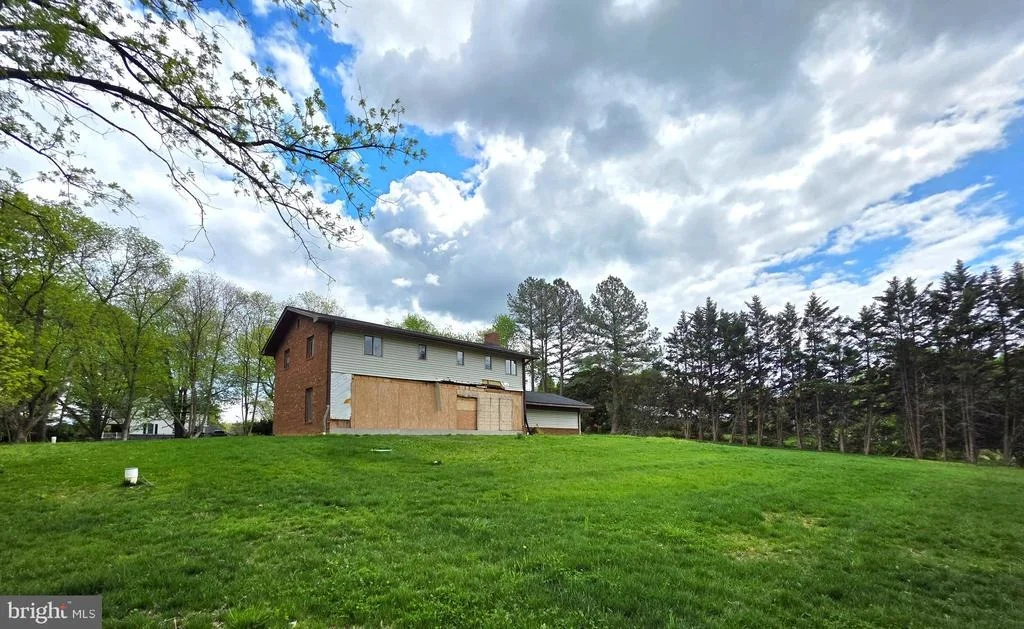 Photo of 21010 DELTA DRIVE