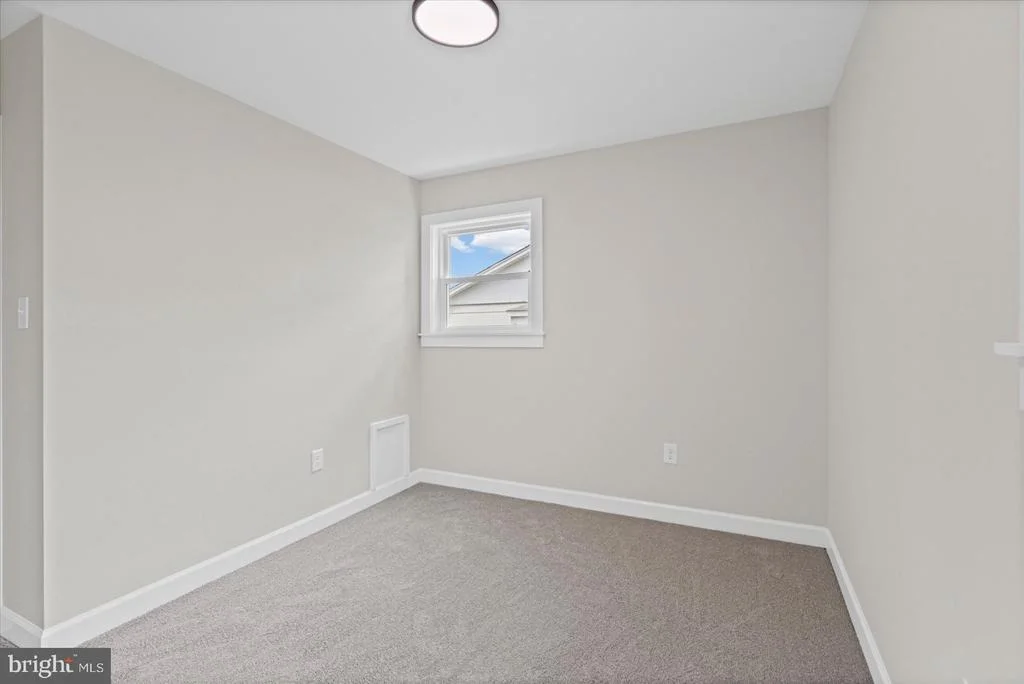 Photo of 247 CANDYTUFT ROAD