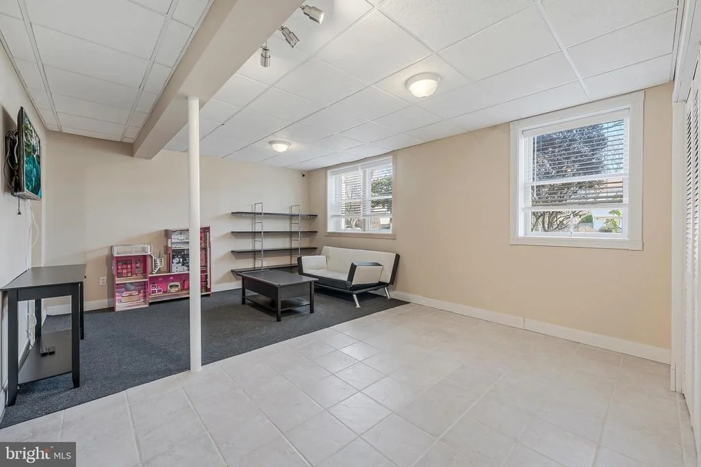 Photo of 1109 DEVON STREET