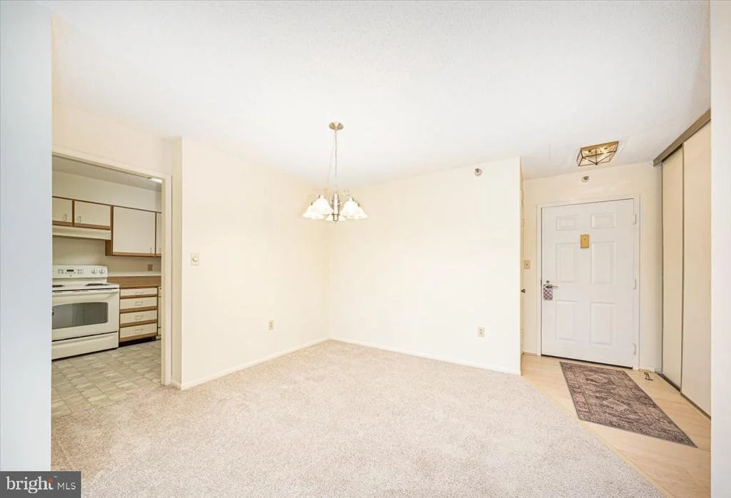 Photo of Unit 1807 at 15101 INTERLACHEN DRIVE