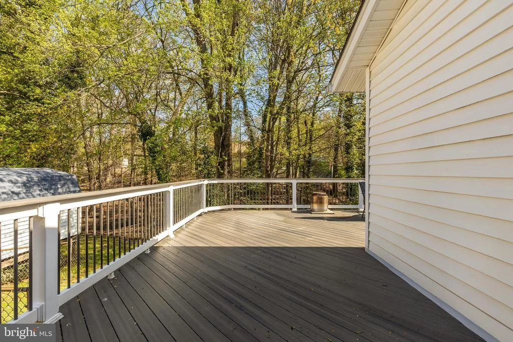 Photo of 1005 RUPPERT ROAD