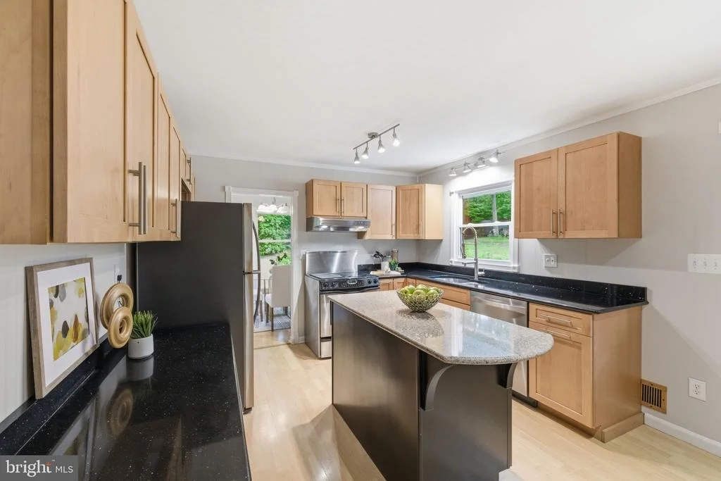 Photo of 7338 STUART CIRCLE