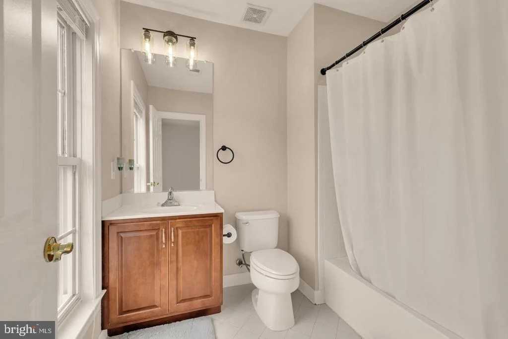 Photo of 3232 LOST POND COURT
