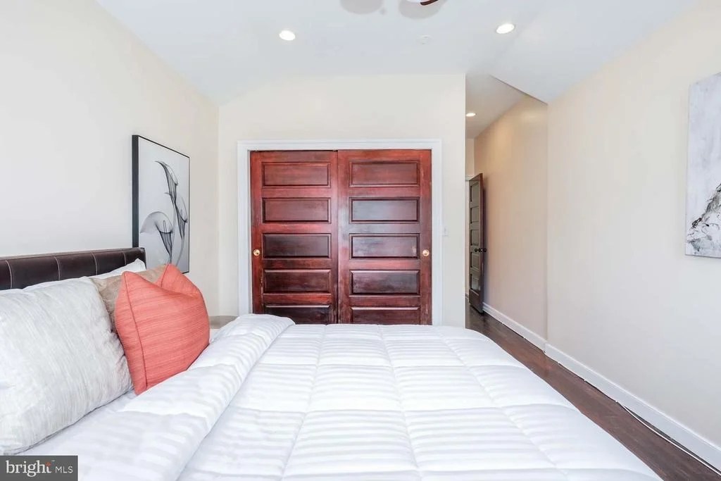 Photo of 1515 INDEPENDENCE AVENUE SE
