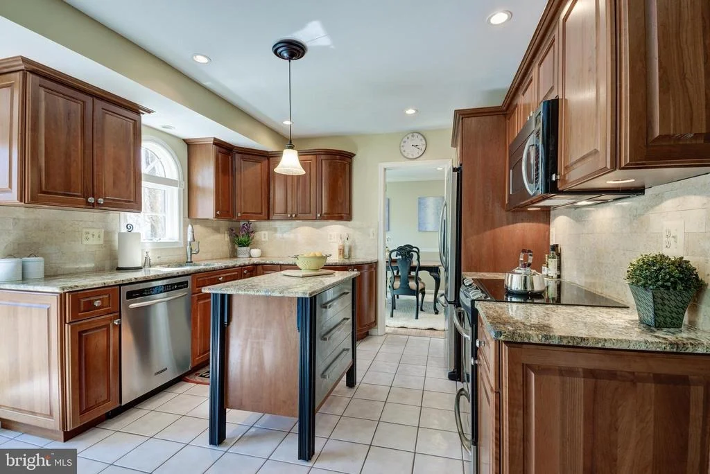 Photo of 16616 CUTLASS DRIVE