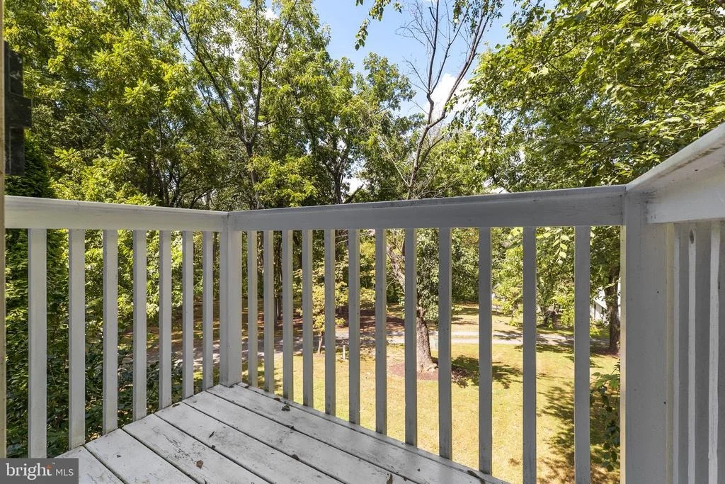 Photo of 16112 BARNESVILLE ROAD