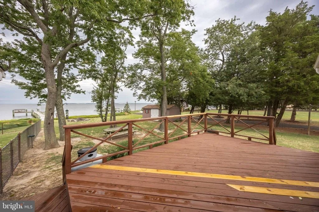 Photo of 7940 RIVERVIEW ROAD