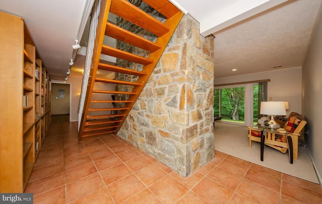 Photo of 1430 WOLFTRAP RUN ROAD