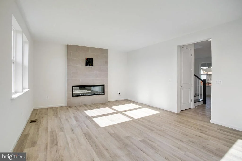 Photo of 620 CLOVER LANE