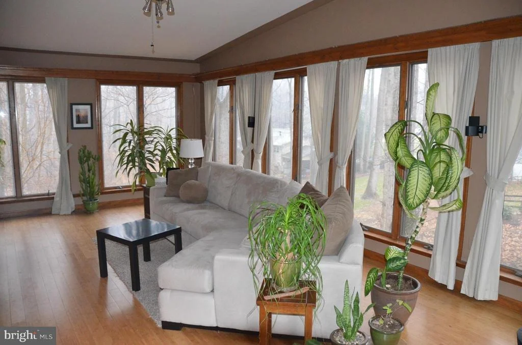 Photo of 9917 JONATHAN DRIVE