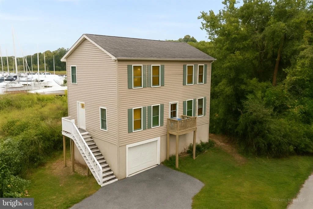 Photo of 3762 BEACH DRIVE BOULEVARD