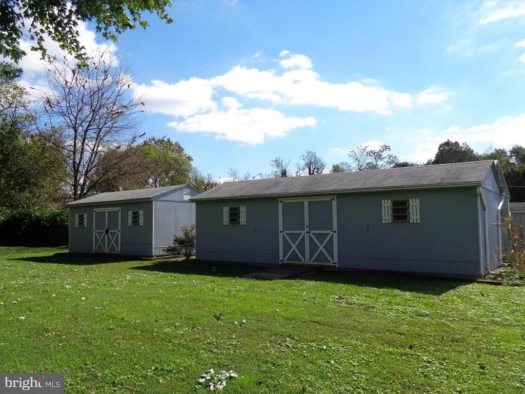 Photo of 9023 WALNUT STREET