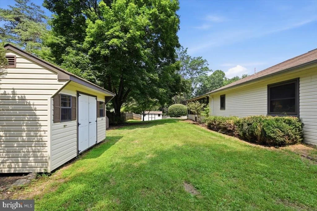 Photo of 7434 CEDAR KNOLLS DRIVE