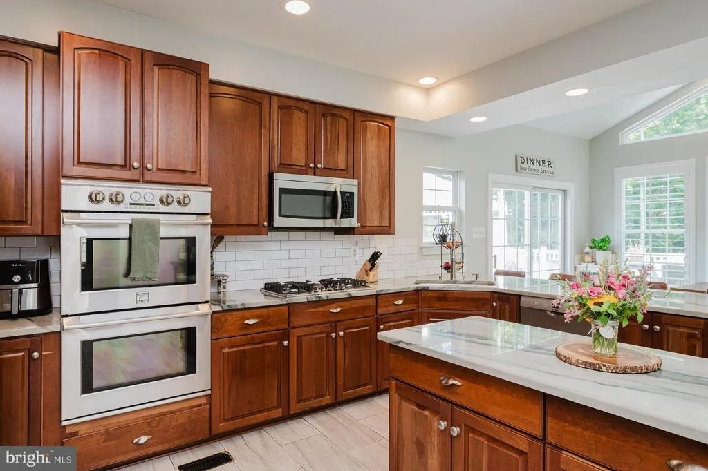 Photo of 2320 QUEENSBURY DRIVE