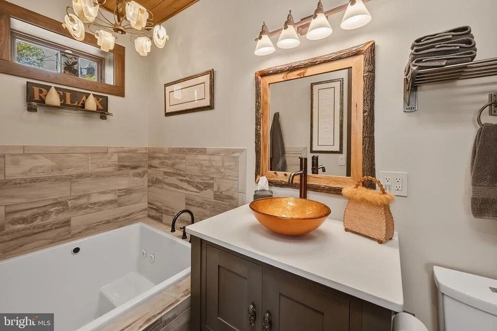 Photo of 2250 MARSH HILL ROAD