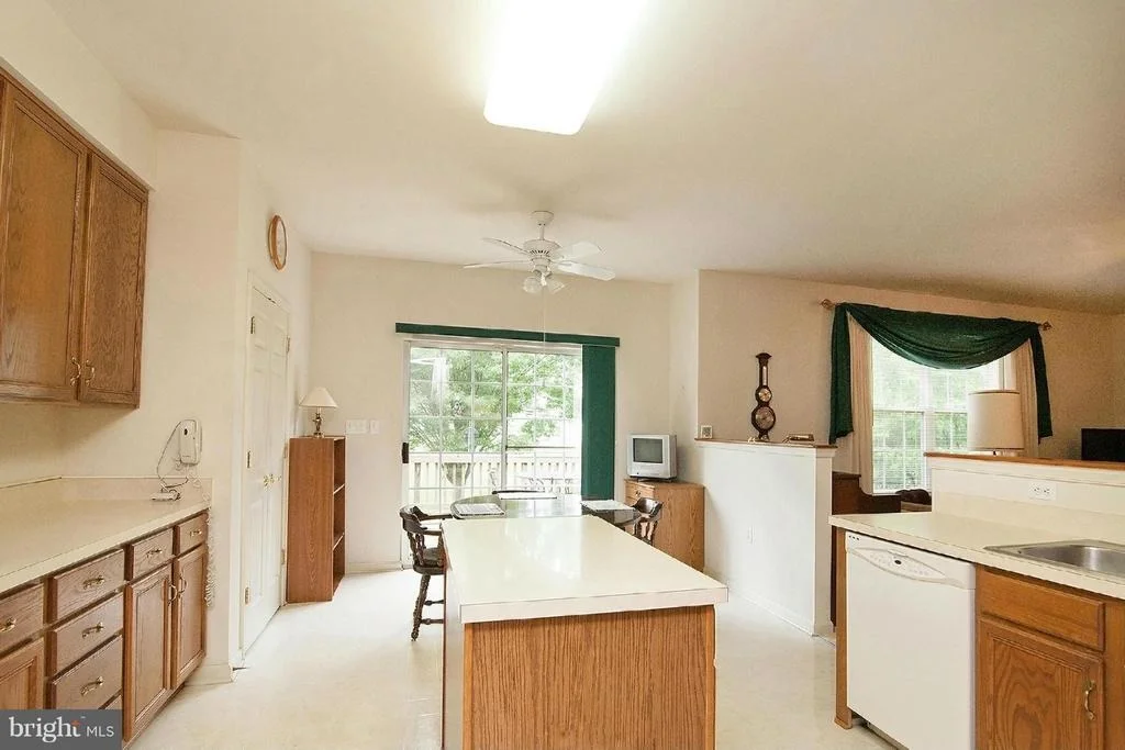 Photo of 302 MOORES BRANCH CIRCLE