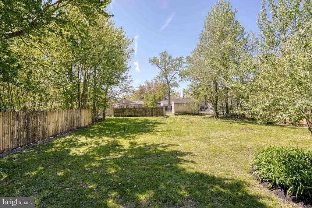 Photo of 10 BAY VIEW AVENUE