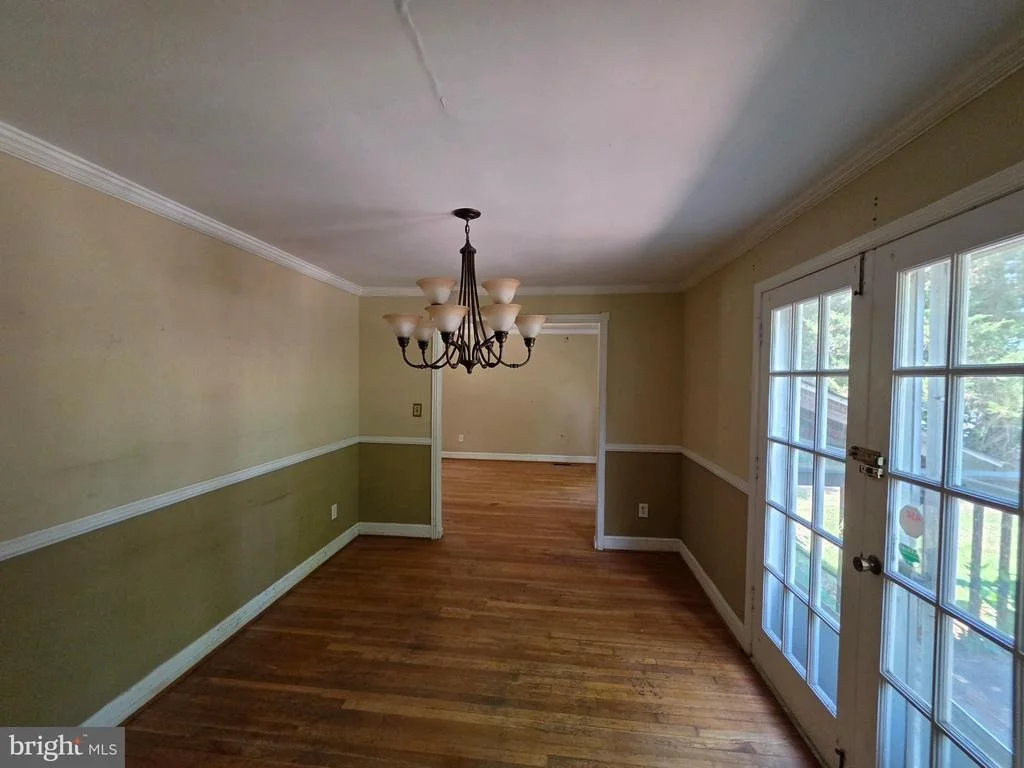 Photo of 12100 CHESTERTON DRIVE