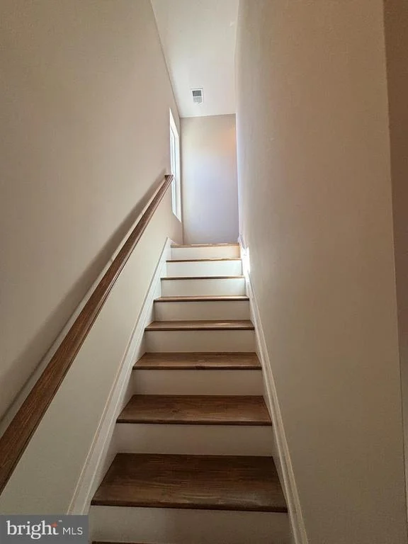 Photo of 129 EVANS STREET