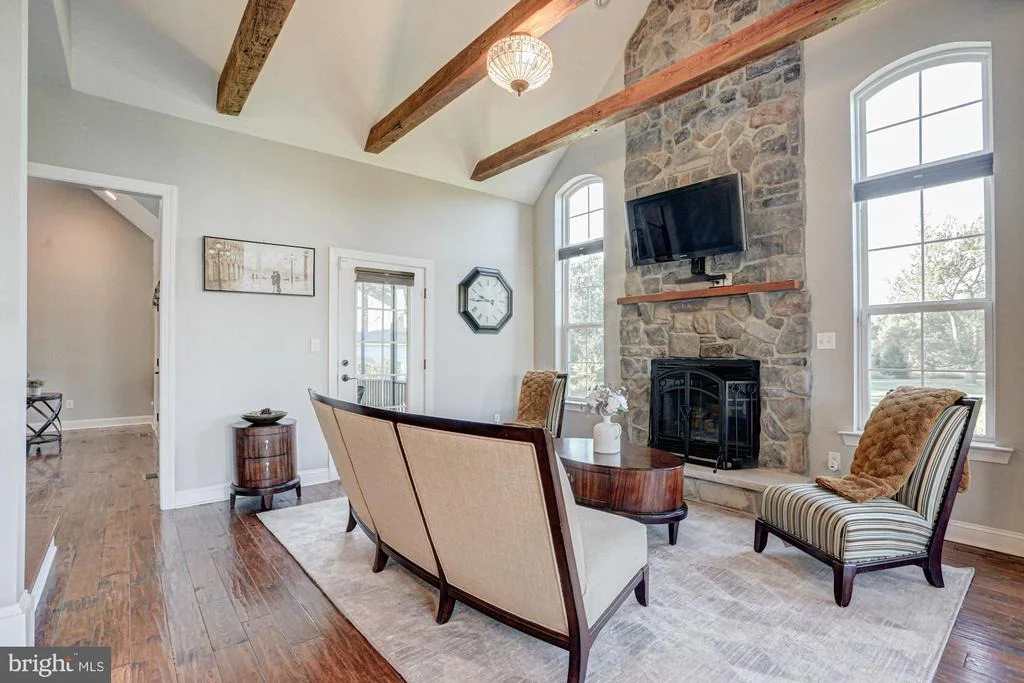 Photo of 1233 BUNKER HILL ROAD