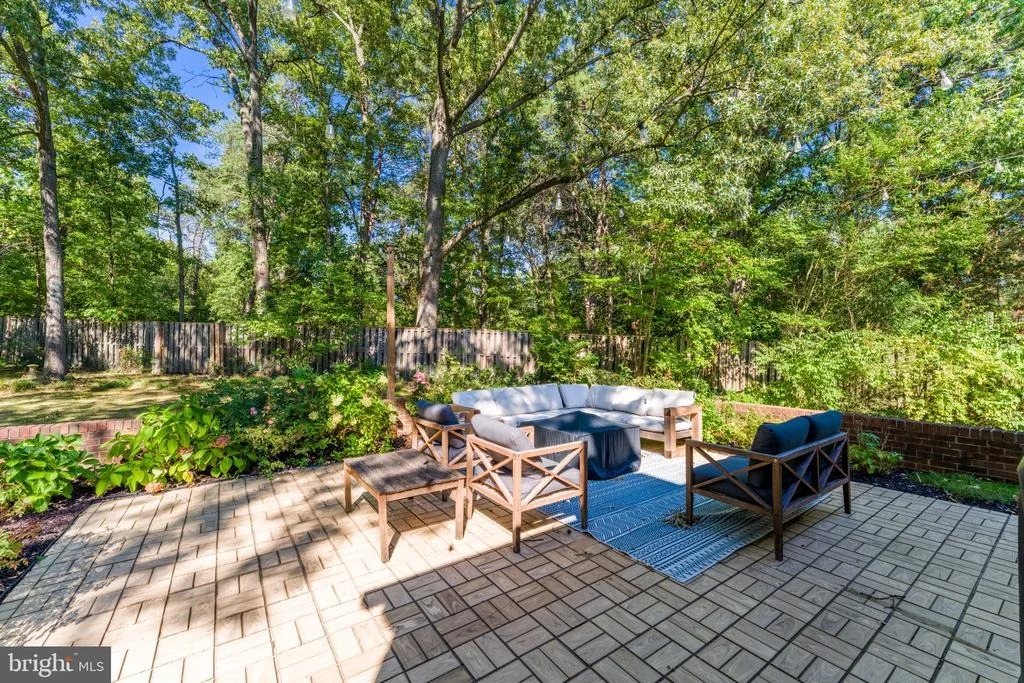 Photo of 1709 MAPLE HILL PLACE