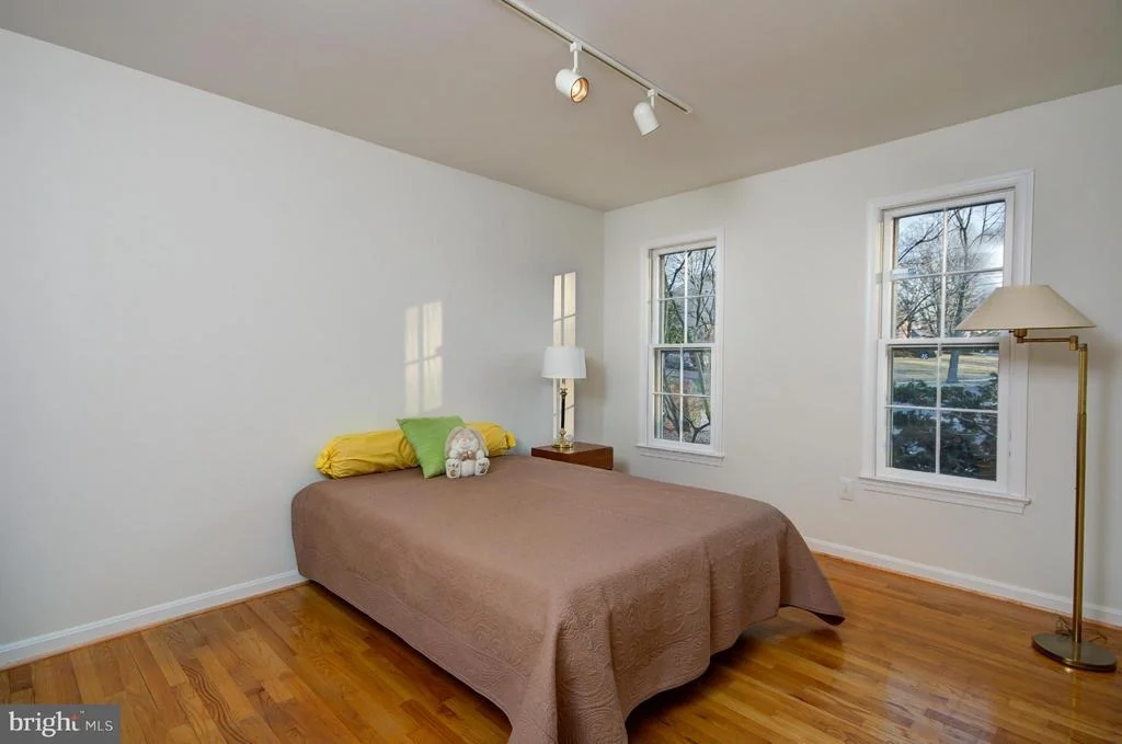 Photo of 1734 STONEBRIDGE ROAD