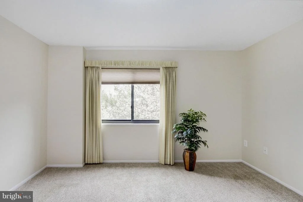 Photo of Unit 3504 at 15115 INTERLACHEN DRIVE