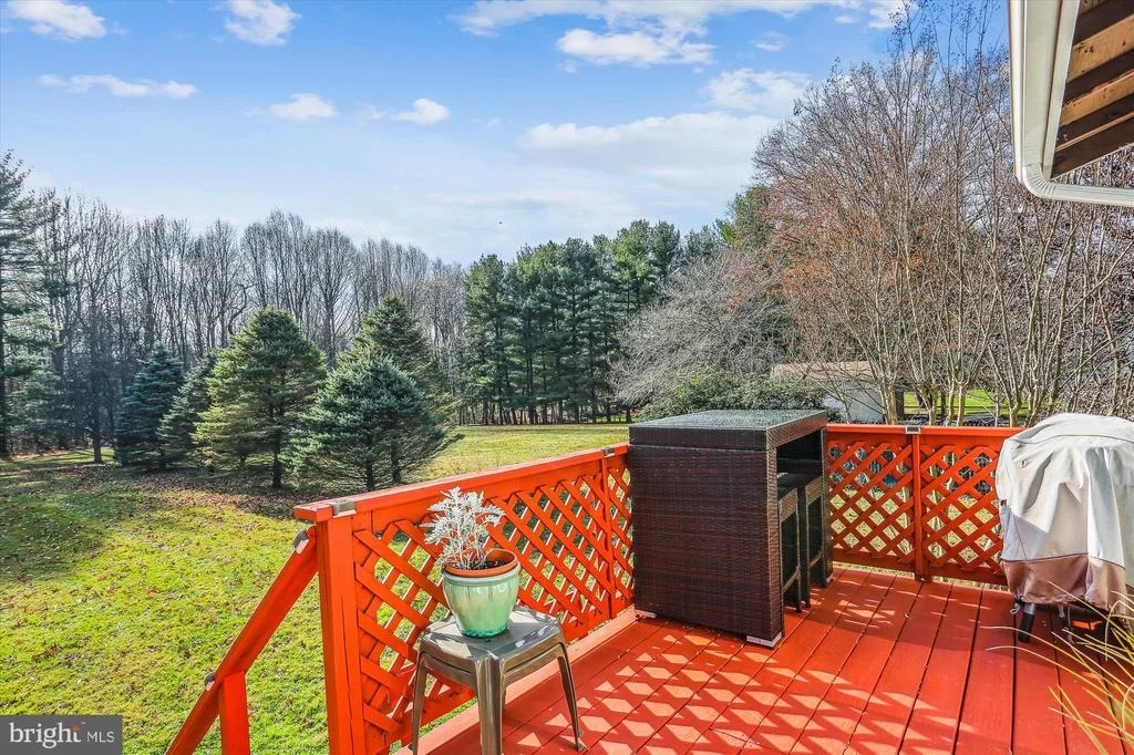 Photo of 8112 SENECA VIEW DRIVE