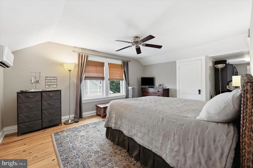 Photo of 512 ELM STREET