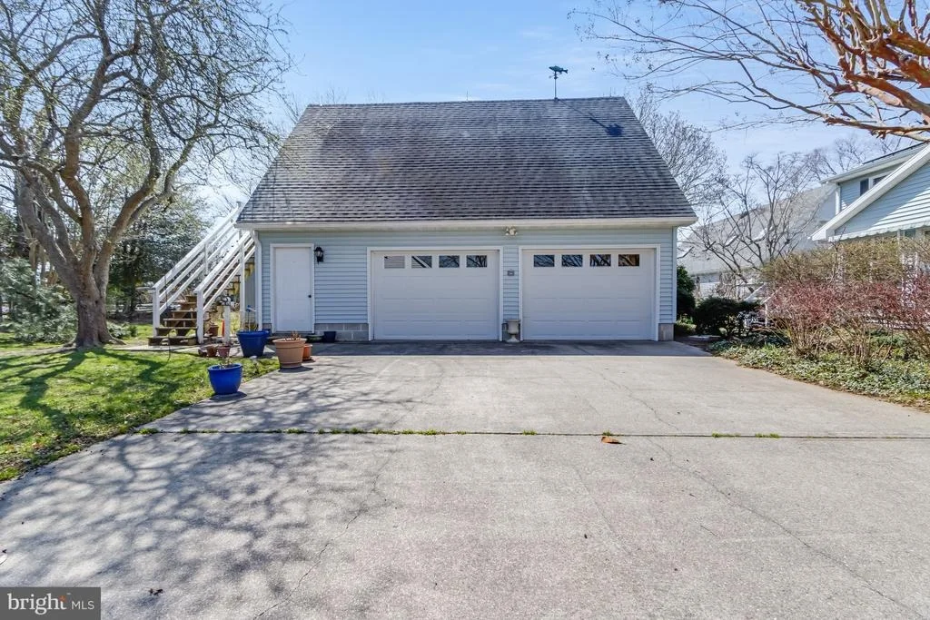 Photo of 15 HARBORVIEW ROAD
