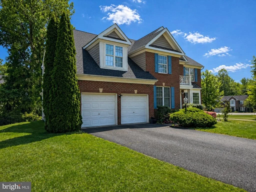 Photo of 19237 POTOMAC CREST DRIVE