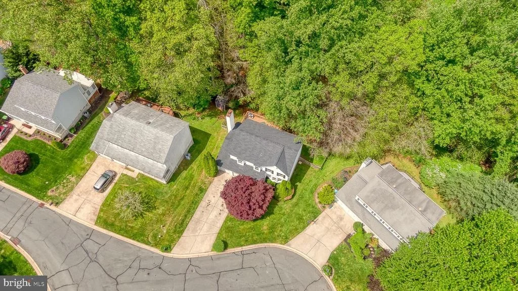 Photo of 414 ABBEY CIRCLE