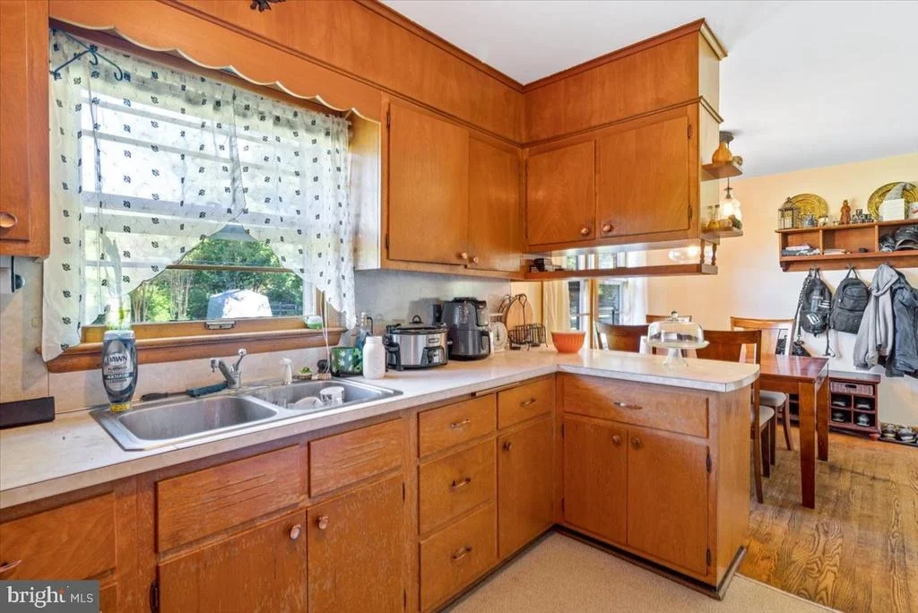 Photo of 8002 SUNNYBROOK COURT
