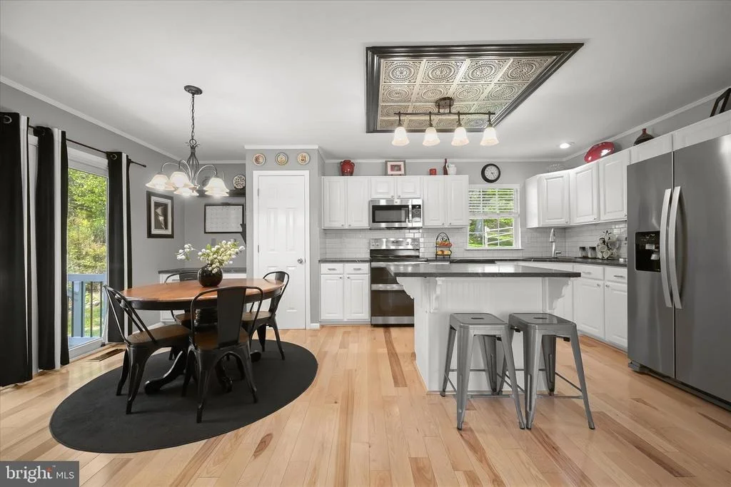 Photo of 7036 GARDEN WALK