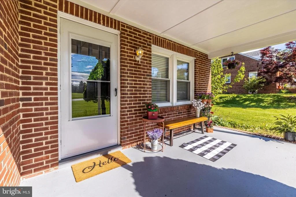 Photo of 25216 OAK DRIVE