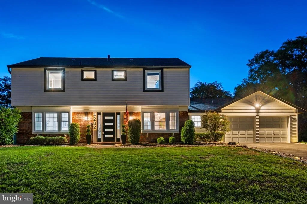 Photo of 4202 MINSTRELL LANE